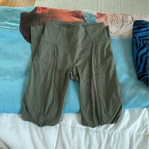 Lululemon leggings